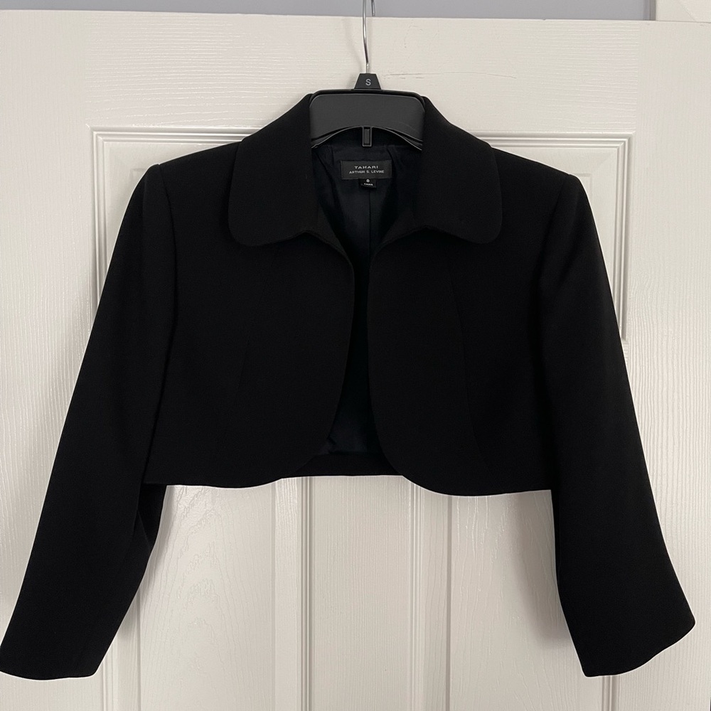 Women’s bolero jacket